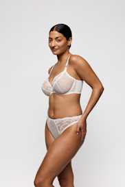 Salesbook image with head | Primadonna