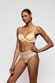 Salesbook image with head | Marie Jo