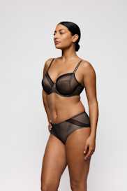 Salesbook image with head | Primadonna