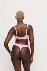 Salesbook image with head | Primadonna