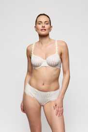 Salesbook image with head | Marie Jo