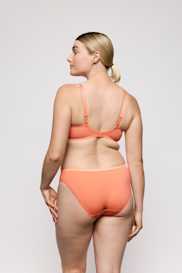 Salesbook image with head | Primadonna