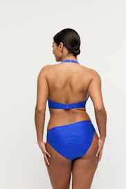 Salesbook image with head | Primadonna