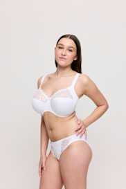 Salesbook image with head | Primadonna