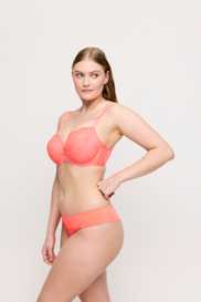 Salesbook image with head | Primadonna