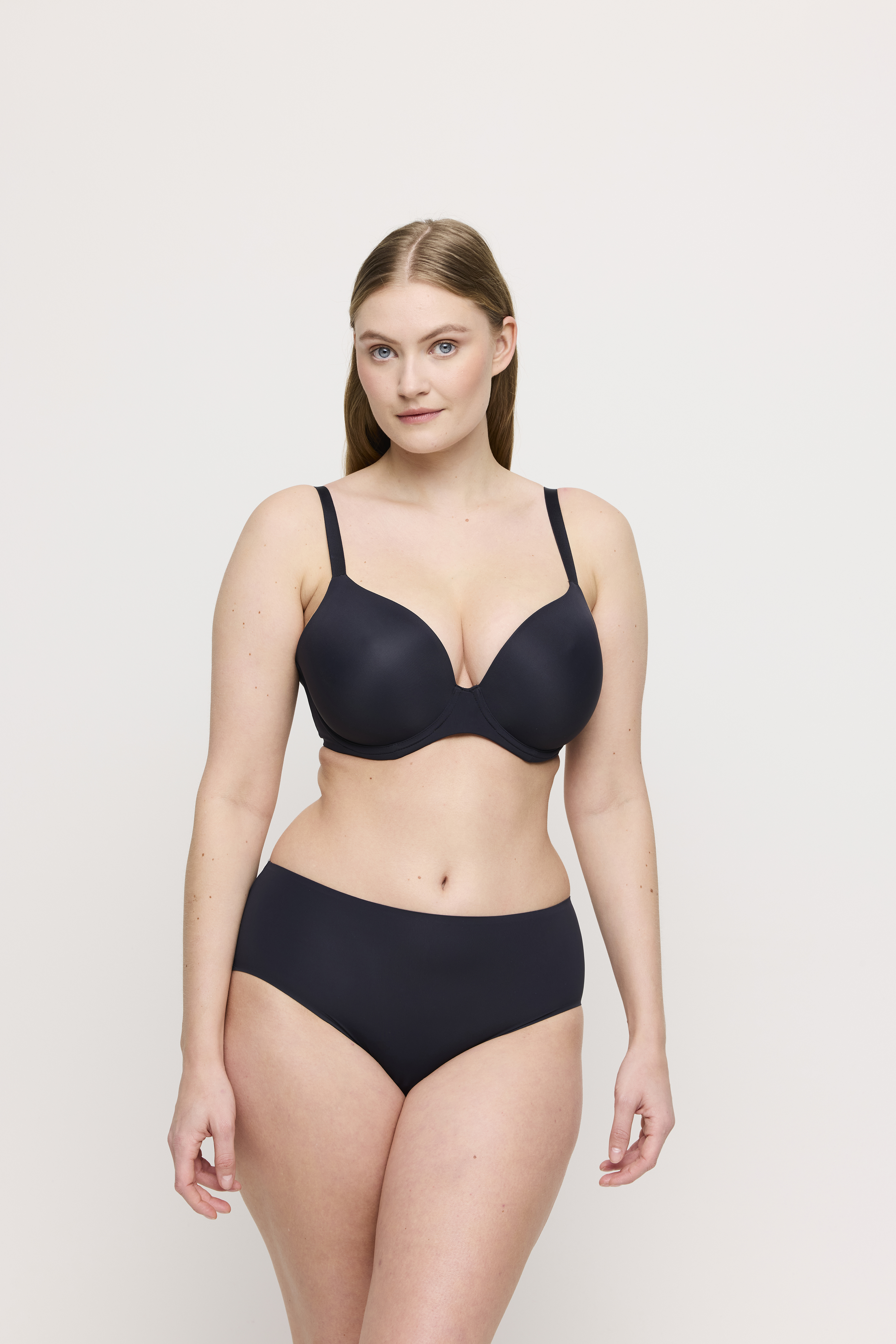 FT Instinct Primadonna盤 eservices_primadonna-lingerie-