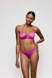 Salesbook image with head | Marie Jo