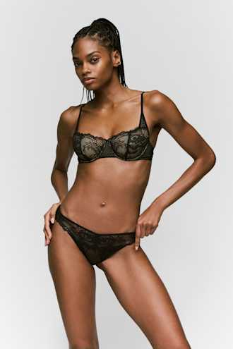 Salesbook image with head