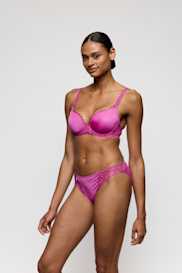 Salesbook image with head | Marie Jo