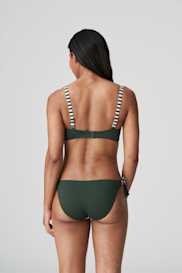 Salesbook image with head | Primadonna