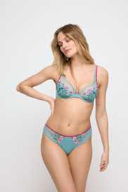 Salesbook image with head | Marie Jo