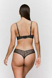 Salesbook image with head