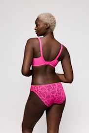 Salesbook image with head | Primadonna