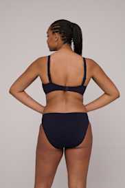 Salesbook image with head | Primadonna