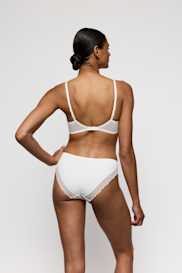 Salesbook image with head | Marie Jo