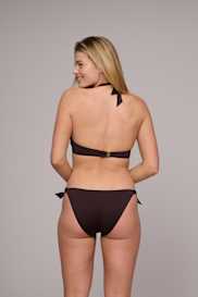 Salesbook image with head | Marie Jo