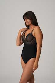 Salesbook image with head | Primadonna