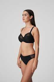 Salesbook image with head | Primadonna