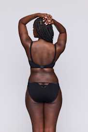 Salesbook image with head | Primadonna