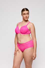 Salesbook image with head | Primadonna