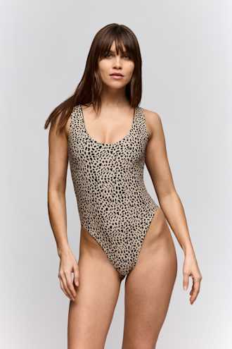 Salesbook image with head