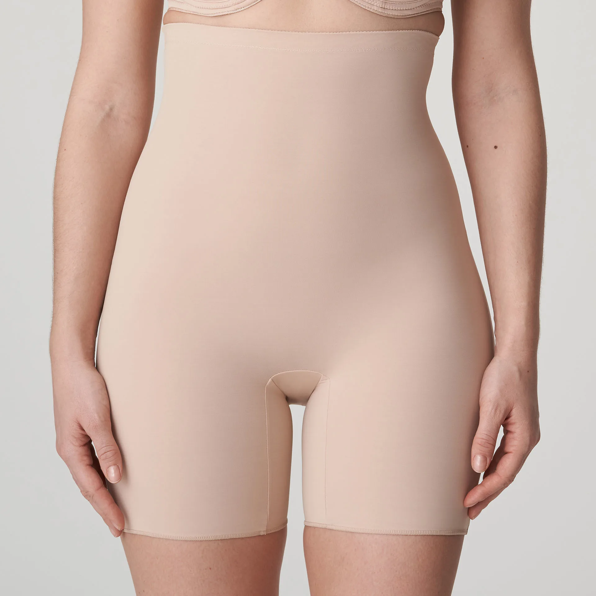 PrimaDonna PERLE caffé latte shapewear high briefs w. legs