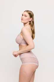 Salesbook image with head | Primadonna