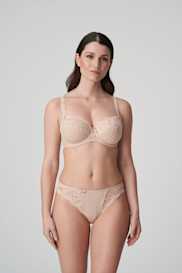 Salesbook image with head | Primadonna