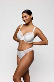 Salesbook image with head | Primadonna