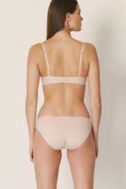 Salesbook image with head | Marie Jo