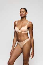 Salesbook image with head | Marie Jo