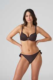 Salesbook image with head | Marie Jo