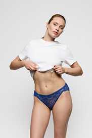 Salesbook image with head | Marie Jo