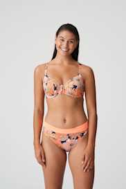 Salesbook image with head | Primadonna