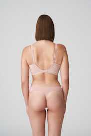 Salesbook image with head | Primadonna