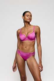 Salesbook image with head | Marie Jo