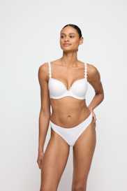 Salesbook image with head | Marie Jo