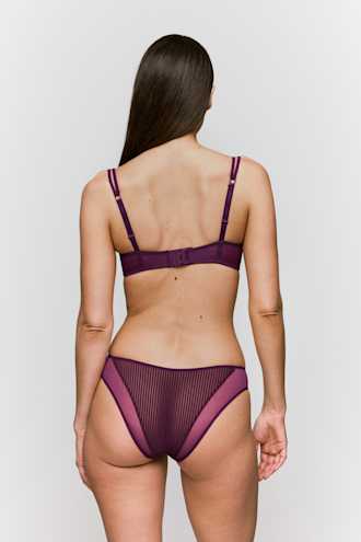 Salesbook image with head