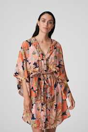 Salesbook image with head | Primadonna