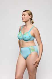 Salesbook image with head | Primadonna