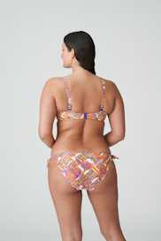 Salesbook image with head | Primadonna