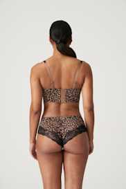 Salesbook image with head | Primadonna