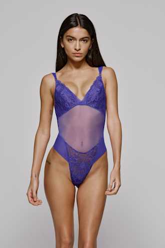 Salesbook image with head