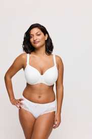 Salesbook image with head | Primadonna
