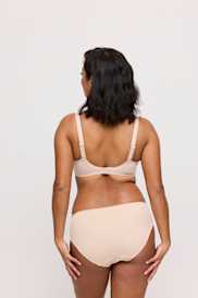 Salesbook image with head | Primadonna