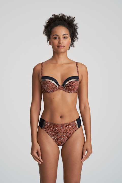 Salesbook image with head | Marie Jo