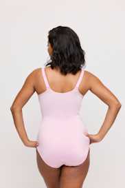 Salesbook image with head | Primadonna