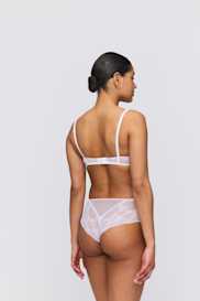 Salesbook image with head | Marie Jo