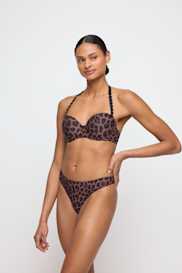 Salesbook image with head | Marie Jo