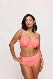 Salesbook image with head | Primadonna